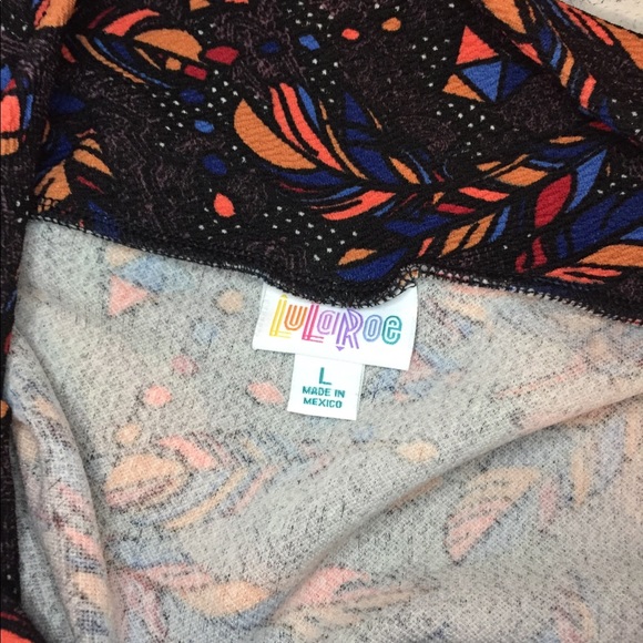 𝗟𝗶𝗸𝗲 𝗡𝗲𝘄 LuLaRoe Cassie - Picture 4 of 5